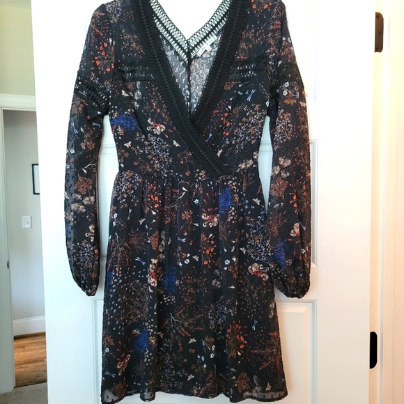 Willow & Clay mini dress - Picture 1 of 7